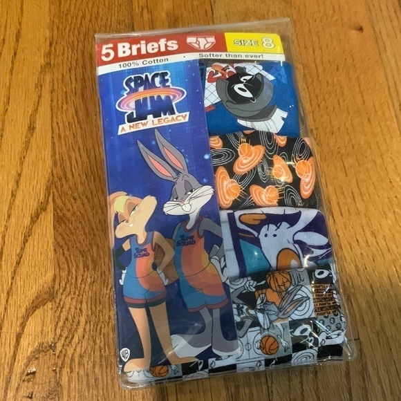 4 Briefs size 8 Space Jam - Picture 1 of 2